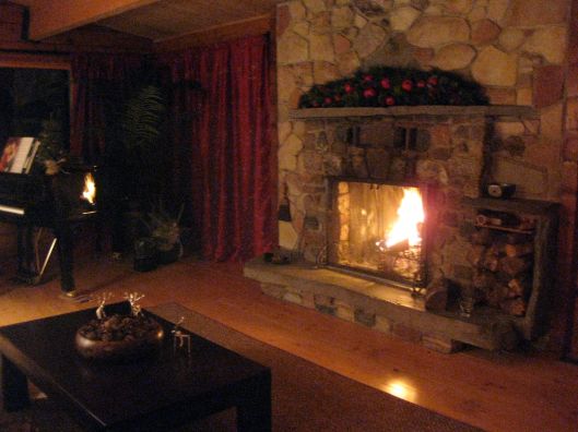 cabin living room Christmas 2010
