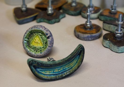 pottery knobs