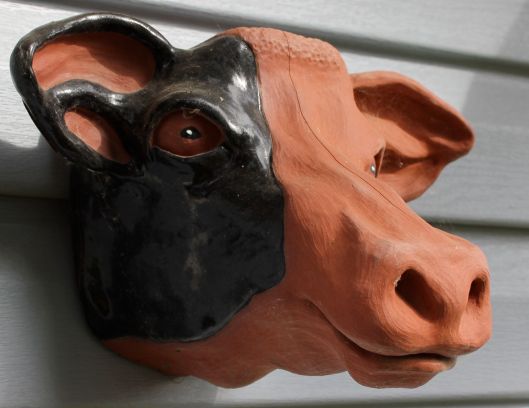 pottery cow