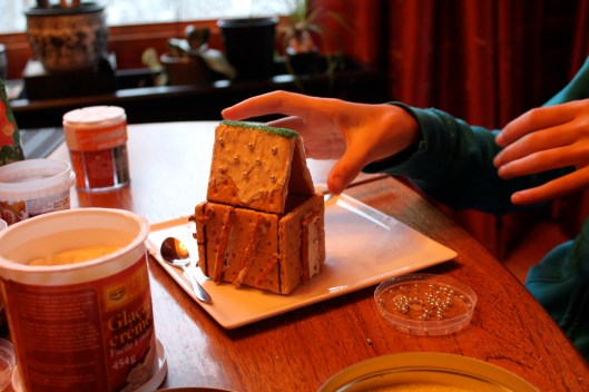 gingerbread house3