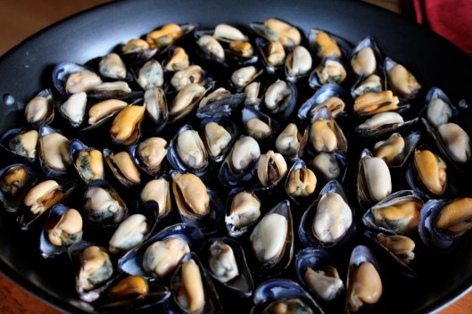 garlic mussels