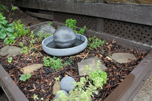 Peppermint planter box